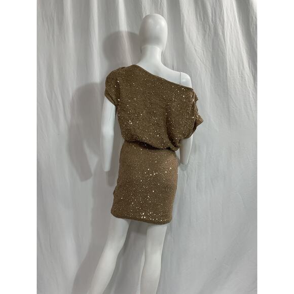 Sovere 'Gleam' Gold Sequin Embellished One Shoulder Mini Dress Size S - Picture 3 of 5
